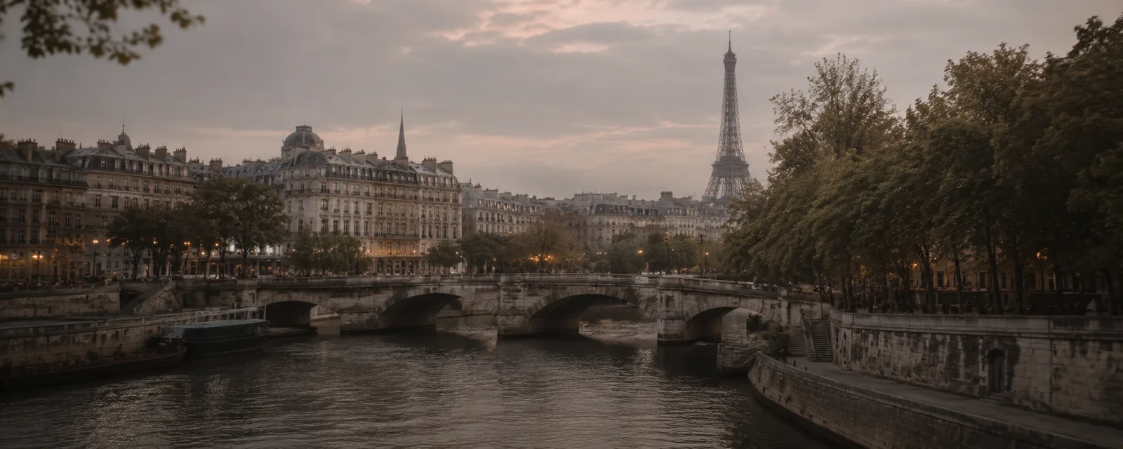 Vue romantique de Paris près du lieu de réception